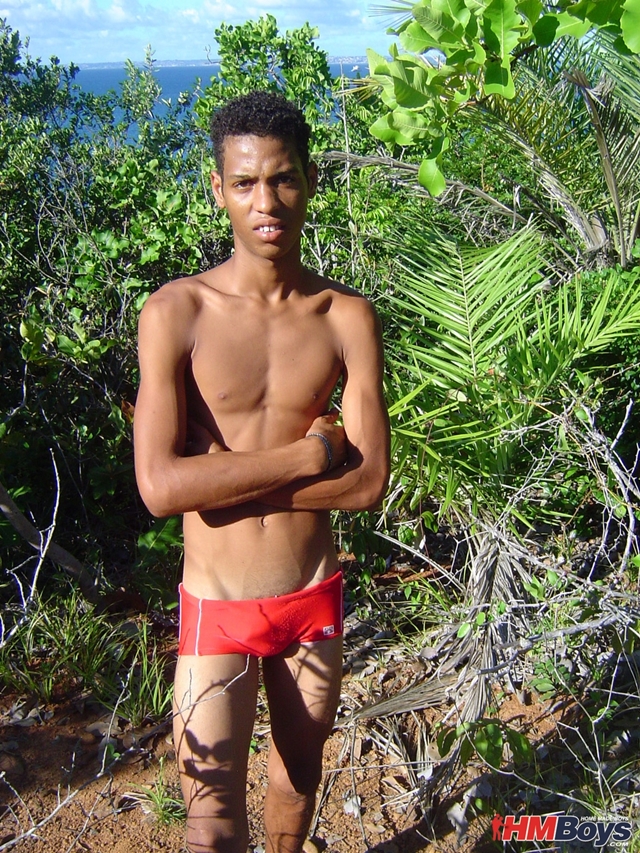 HMBoys young black boy Junior swimwear outdoors jerks small boy cock spurts boy cum brown skin 009 male tube red tube gallery photo - Junior