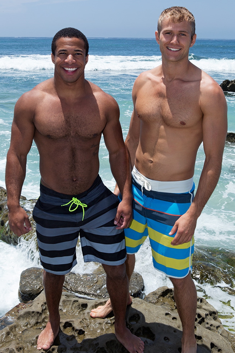 SeanCody-airy-chested-muscle-guys-sexy-black-hunk-Chad-bareback-fucks-white-hunk-thick-dick-inter-racial-fucking-003-tube-download-torrent-gallery-photo