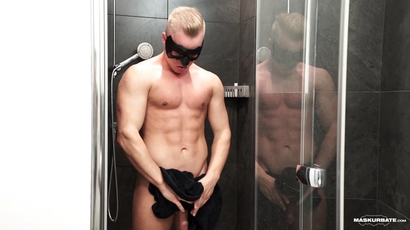Maskurbate Sexy blond Mickey mask jerking huge cock ripped muscle guy 015 gallery video photo - Sexy blond Mickey dons his mask and slips his hand inside his pants jerking his huge cock till he blows